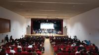 O auditorio de Valladares estaba ata a bandeira